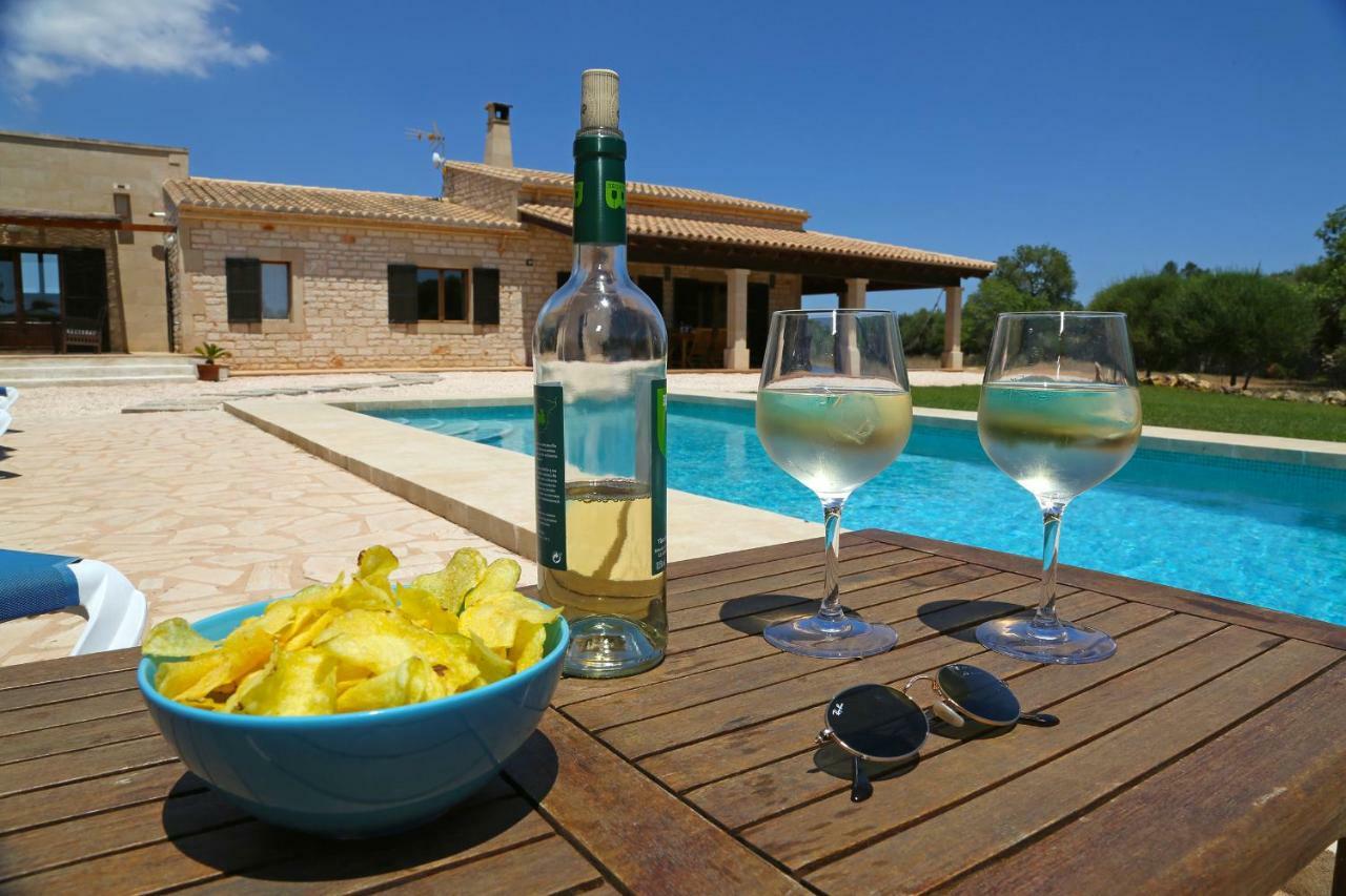 Finca Tiana Ses Salines  Buitenkant foto